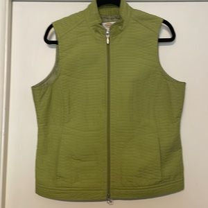 Talbots size Medium Petite like green zip up vest
